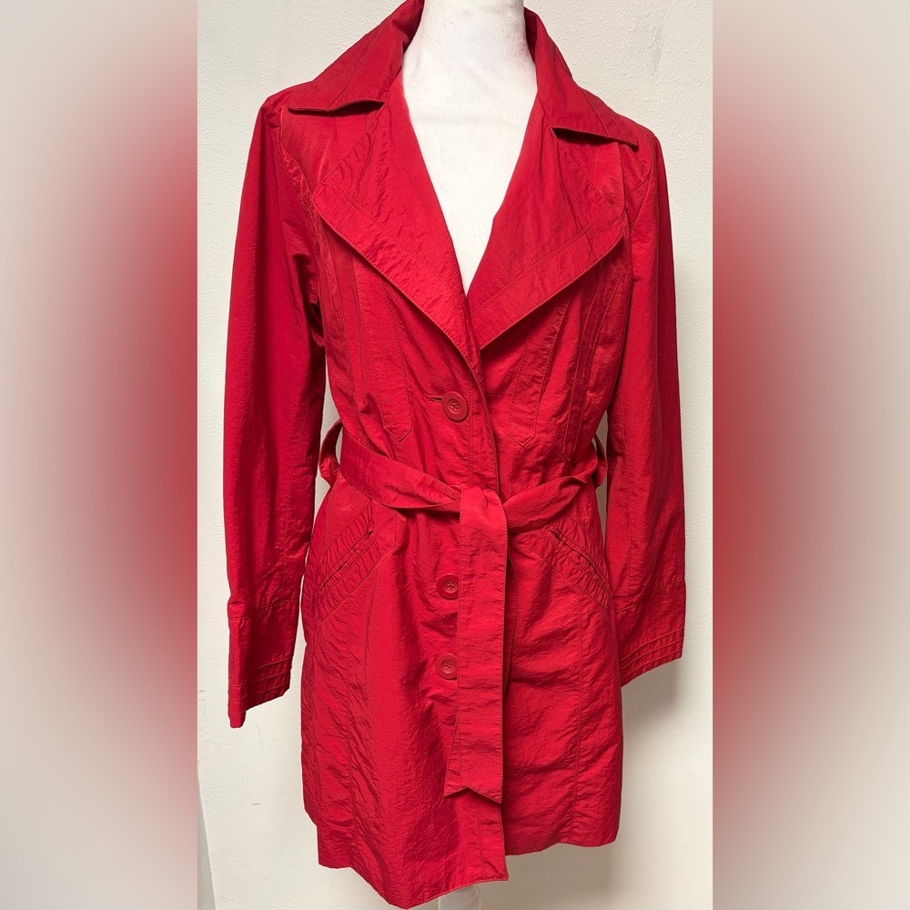 Ambition Y2K Boho Minimalist 
Vibrant Red Belted Coat 
Size Medium
